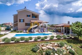 ISTRA - SVETVINČENAT predivna vila sa bazenom!, Svetvinčenat, House