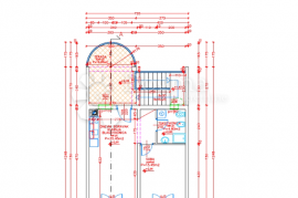 APARTMAN NA 1.KATU  SA BALKONOM KRAJ MORA, Medulin, شقة