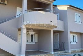 APARTMAN NA 1.KATU  SA BALKONOM KRAJ MORA, Medulin, Διαμέρισμα