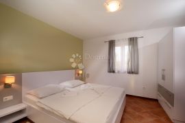 APARTMAN SA TERASOM KRAJ MORA, Medulin, Appartamento