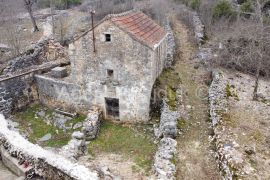 Imotski Slivno kamene kuće + okućnica - novo u ponudi, Runovići, Дом