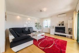 PREKRASNA KUĆA SA 5 APARTMANA, Zadar, بيت