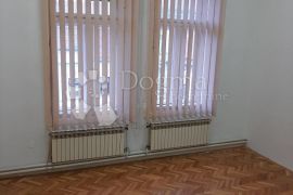 POSLOVNI PROSTOR U VARAŽDINU NA GLAVNOM GRADSKOM TRGU, Varaždin, Commercial property