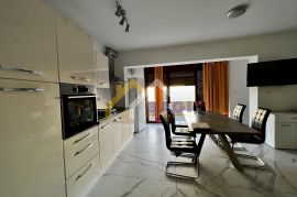 FAŽANA, stan na prvom katu!, Fažana, Apartamento