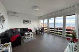 OPATIJA- samostojeća kuća, 350 m2, pogled, okućnica, bazen!!!, Opatija, Haus