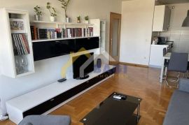 Najam stana Radnička cesta 63m2, Zagreb, Appartement