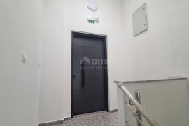 CRIKVENICA - Apartman u novogradnji s pogledom na more, Crikvenica, Stan