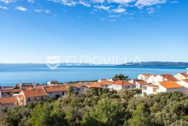 Makarska, trosoban stan na drugom katu novogradnje NKP 94 m2, Makarska, Appartment