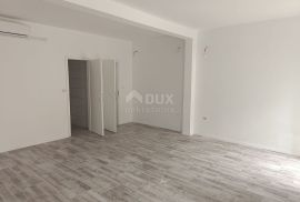 ISTRA, MEDULIN Poslovni prostor 40 m2 na frekventnoj lokaciji, Medulin, Propiedad comercial