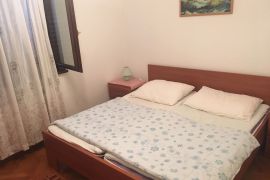 Jednosoban stan na dobroj lokaciji blizu mora, Premantura, Istra, Medulin, Appartment