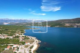 Novigrad - građevinsko zem. 3114 m2 PRILIKA 33 EUR/M2! 105000€, Novigrad, Terrain