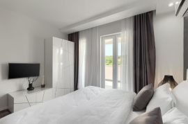 Moderna villa sa wellnesom, Rovinj, okolica, Istra, Rovinj, Ev