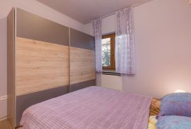 Penthouse na prodaju u blizini mora, Banjole, Istra, Medulin, Kвартира