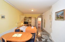 ISTRA, VALBANDON - Apartmanska kuća 897 m2 sa 9 apartmana!, Fažana, Casa