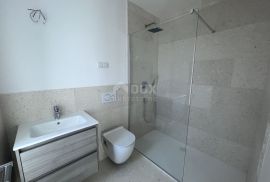 ŠIBENIK, VODICE - Dvoetažni penthouse prvi red do mora, Vodice, Appartamento