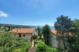 VOLOSKO PREKRASNA LUKSUZNA KUĆA 350m2, Opatija, Famiglia