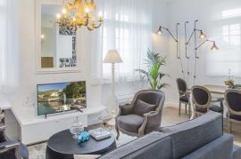 OPATIJA CENTAR, PET LUKSUZNO UREĐENIH APARTMANA, Opatija, Apartamento