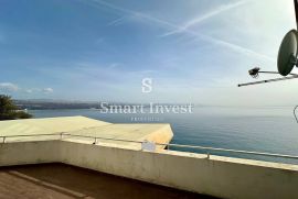 OPATIJA, stan s balkonom, prvi red do mora!, Opatija, Apartamento