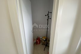 VIŠKOVO - 2S+DB s bazenom i pogledom na more!, Viškovo, Appartment