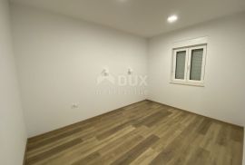 VIŠKOVO - 2S+DB s bazenom i pogledom na more!, Viškovo, Appartment