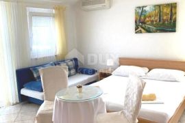 ISTRA, MEDULIN Apartmanska kuća 500m od mora!, Medulin, بيت