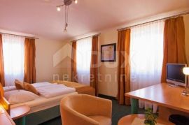 ISTRA, PULA - Hotel na atraktivnoj lokaciji 200 m od mora!, Pula, Commercial property