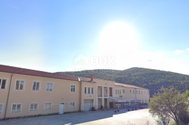 ISTRA,LABIN(OKOLICA) - Poslovno-stambeni objekt s potencijalom, Labin, Propriedade comercial