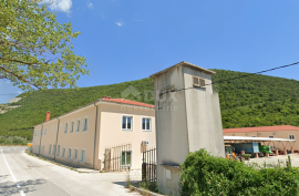 ISTRA,LABIN(OKOLICA) - Poslovno-stambeni objekt s potencijalom, Labin, Propriedade comercial