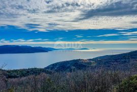 OPATIJA, BRSEČ - 3500m2 - 3 građevinska zemljišta za izgradnju vila s bazenom, panoramski pogled na more, Mošćenička Draga, Γη