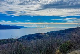 OPATIJA, BRSEČ - 3500m2 - 3 građevinska zemljišta za izgradnju vila s bazenom, panoramski pogled na more, Mošćenička Draga, Γη