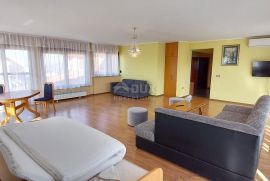 ISTRA, GALIŽANA - Apartmanska kuća s velikom okućnicom, Vodnjan, Casa