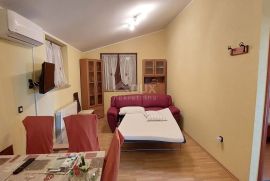 ISTRA, GALIŽANA - Apartmanska kuća s velikom okućnicom, Vodnjan, Casa