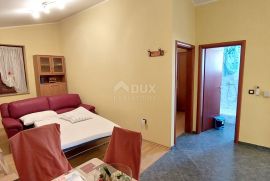 ISTRA, GALIŽANA - Apartmanska kuća s velikom okućnicom, Vodnjan, Casa