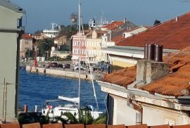 MALI LOŠINJ - dvije samostojeće kuće u strogom centru, Mali Lošinj, Haus