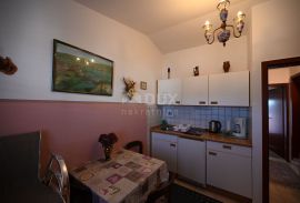 ISTRA, ŠTINJAN Apartmanska kuća s pogledom na more!, Pula, Casa