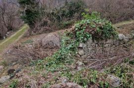 ISTRA, LABIN - Građevinsko zemljište s ruševnom starinom, Labin, Σπίτι