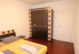 NOVI VINODOLSKI, SMOKVICA - Apartman pored mora, Novi Vinodolski, Apartamento