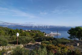 OTOK ŠOLTA - Prekrasna kamena kuća s pogledom na more, Šolta, Casa