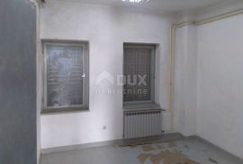 ISTRA, PAZIN - Poslovni prostor na pogodnoj lokaciji, Pazin, Commercial property