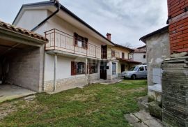 ISTRA, BUZET - Kuća u nizu s garažom i spremištem, Buzet, House