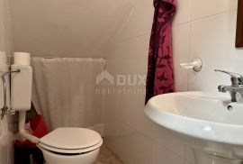 ISTRA, UMAG - Apartmanska kuća sa 6 jedinica, Umag, Дом