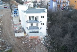 SRDOČI- 1.kat stan 59,5m2 DB+2S s terasom, Rijeka, Apartamento