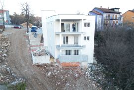 SRDOČI- 1.kat stan 59,5m2 DB+2S s terasom, Rijeka, Apartamento