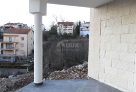 SRDOČI- 1.kat stan 59,5m2 DB+2S s terasom, Rijeka, Apartamento