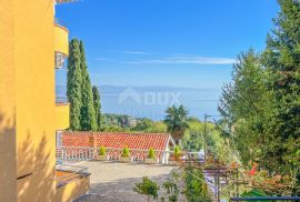 OPATIJA, IKA - dvoetažni stan s panoramskim pogledom na more na mirnoj lokaciji, Opatija - Okolica, Appartment