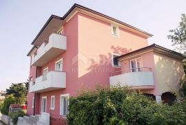 ISTRA, PREMANTURA - Apartmanska kuća sa pogledom na more!, Medulin, Maison