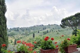 ISTRA, VIŠNJAN - Gospodarsko imanje sa panoramskim pogledom na more, Višnjan, Дом