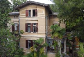 OPATIJA - stan u prizemlju vile 2. RED DO MORA!!- 3S+DB + spremnik u suterenu -ukupno 190m2, Opatija, Daire