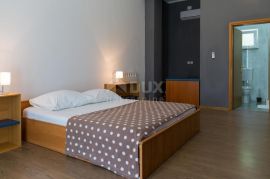 ISTRA, UMAG - Apartmanska kuća 3 km od mora, Umag, بيت