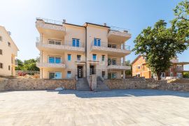 OTOK KRK, NJIVICE - Apartman na drugoj katu s panoramskim pogledom na more, Omišalj, Daire